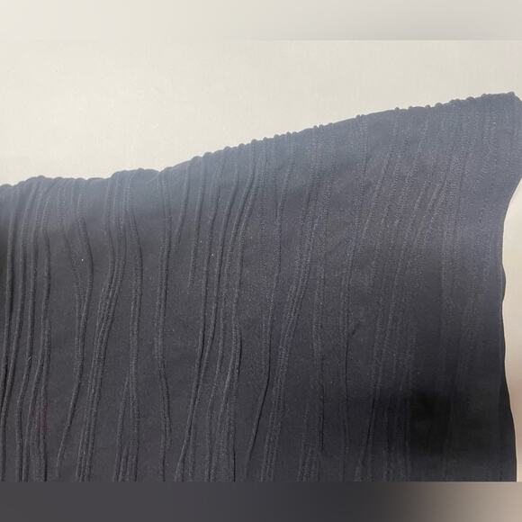 Lands end black textured bath suit top - Picture 2 of 7